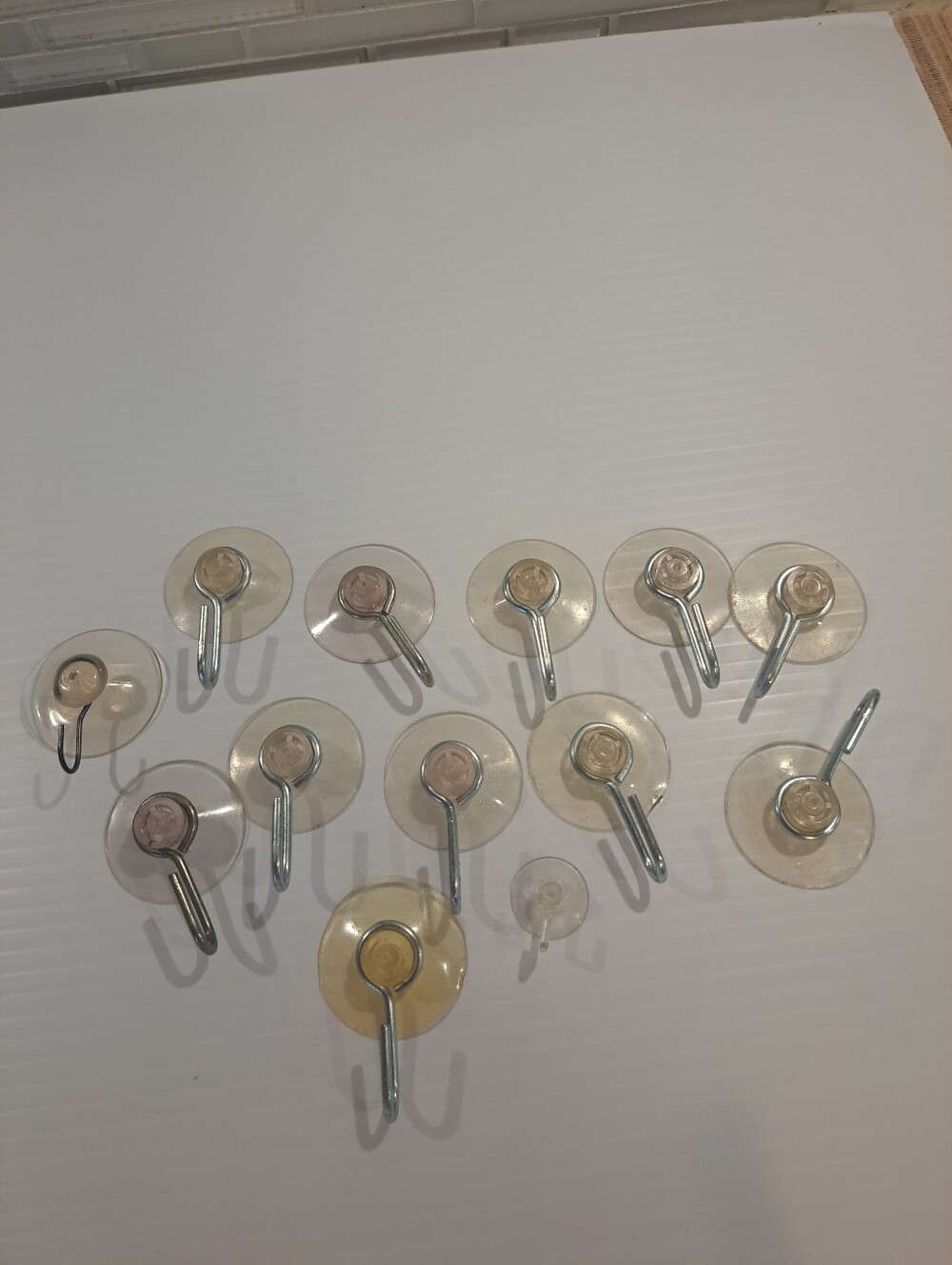 16 Stained Glass Suncatchers And Window Hanging Ornaments - Picture 11 of 11